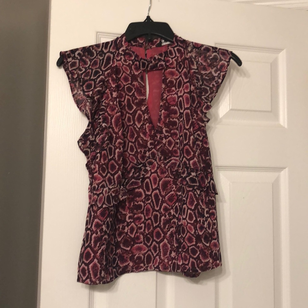 🎉pink printed top